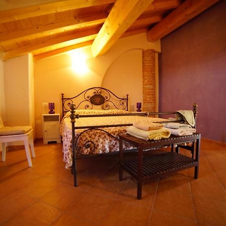 Agriturismo Il Sole Villa Rivarolo del Re ed Uniti Екстериор снимка